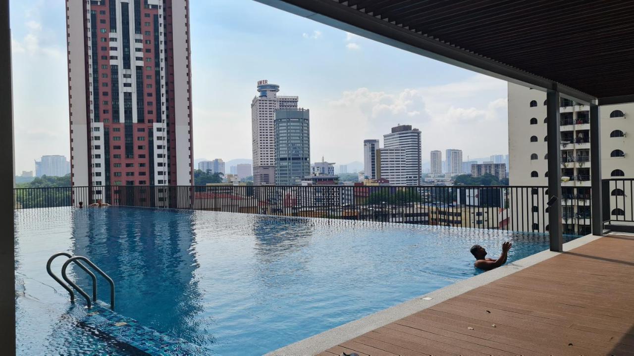Chambers Serviced Suites Klcc By Cozy Stay Куала Лумпур Екстериор снимка